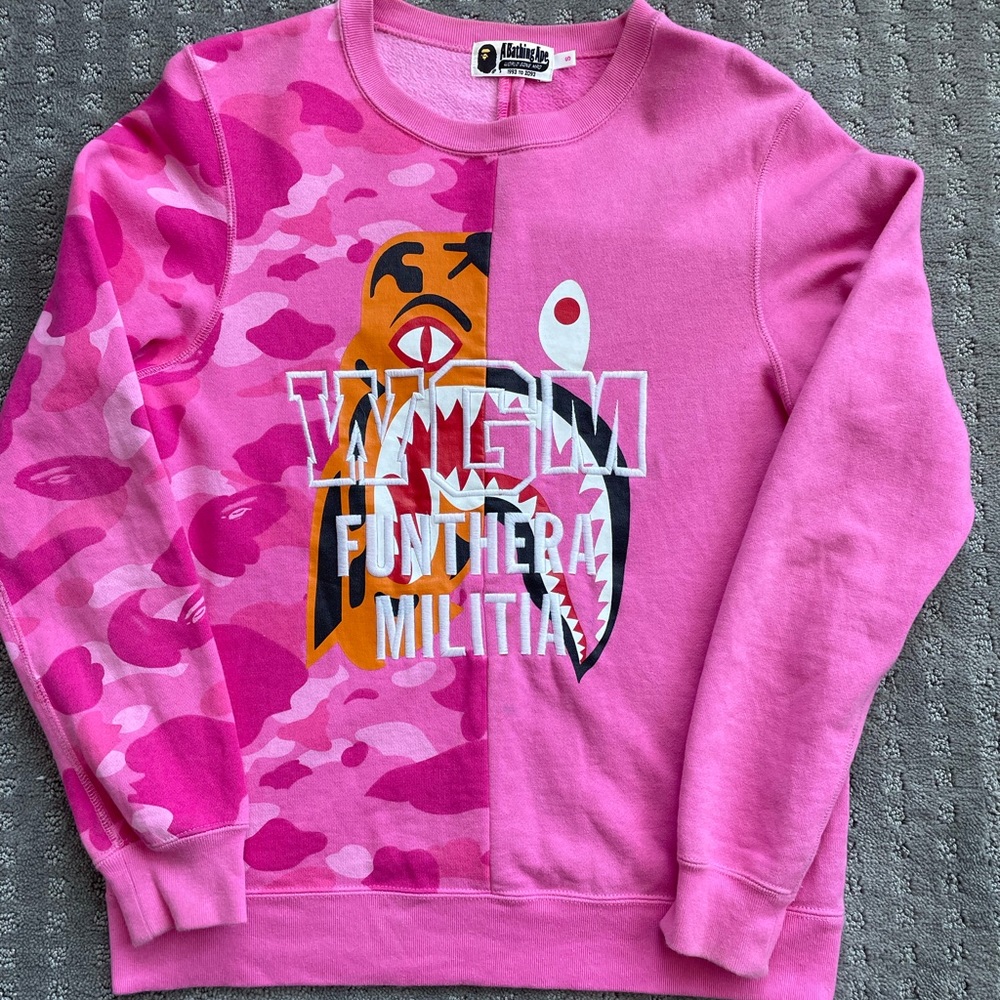 Bape World Gone Mad Crewneck (S)